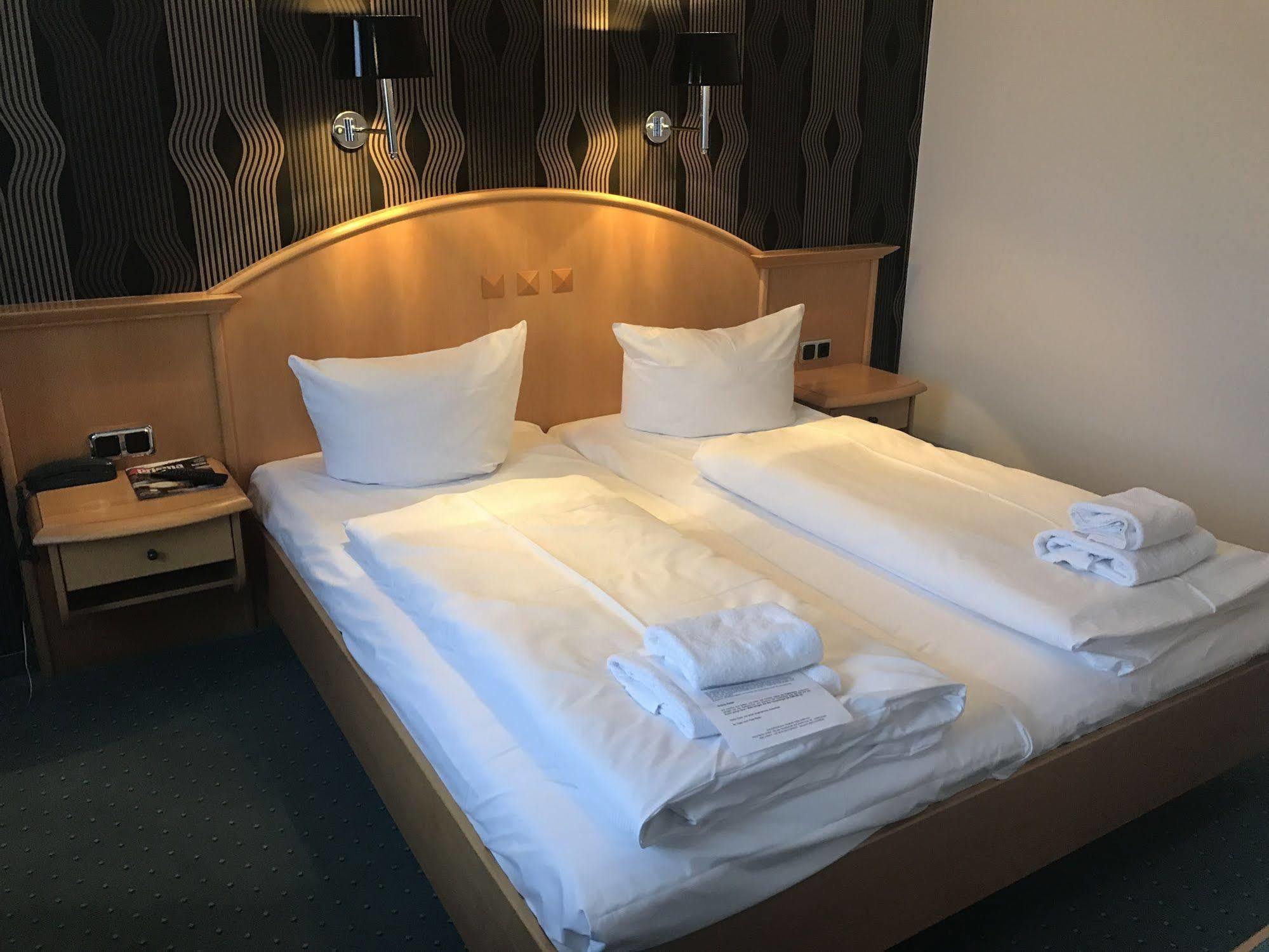 Hotel Berlin - Greenline Hotel Zossen Eksteriør bilde