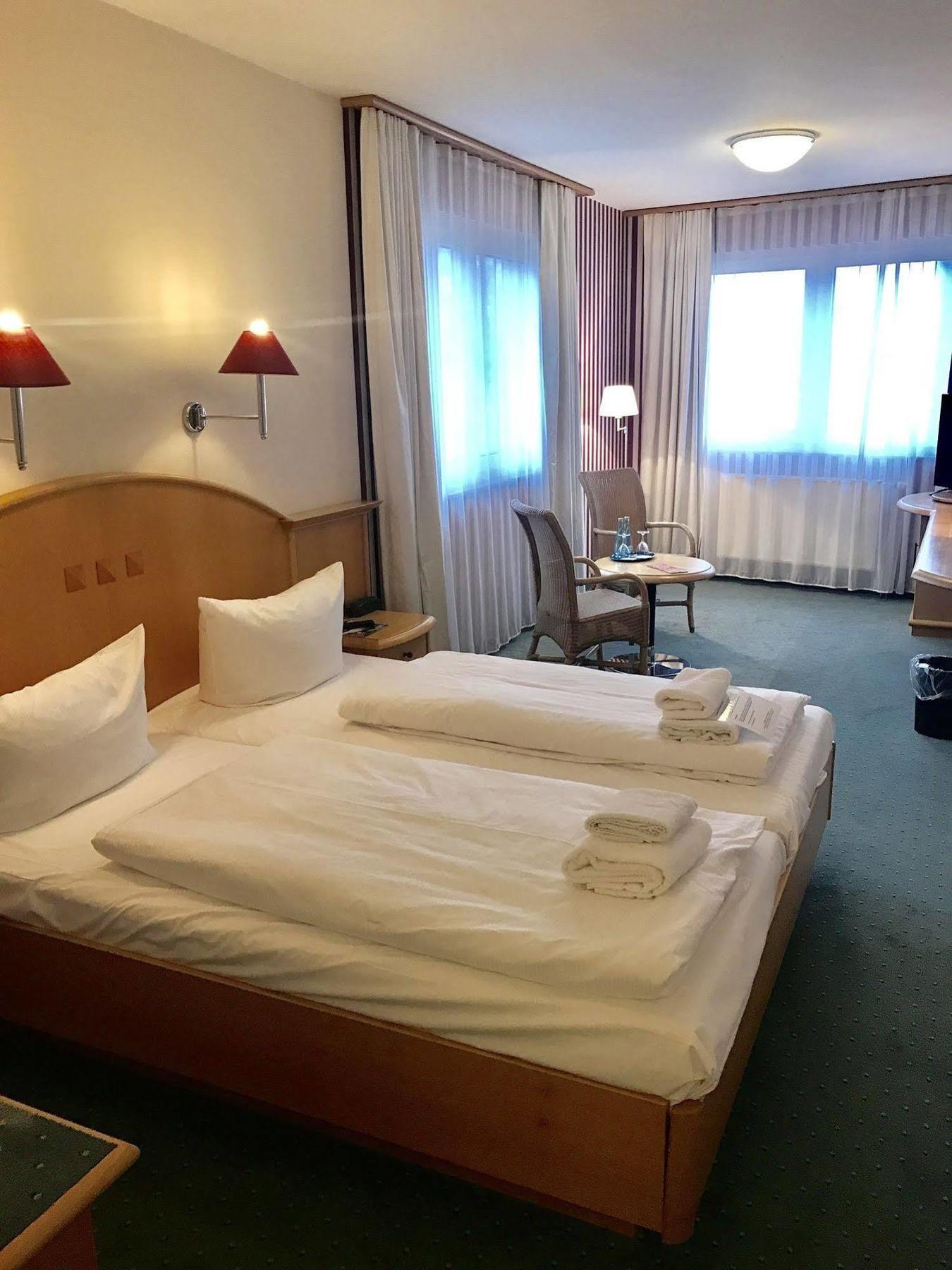 Hotel Berlin - Greenline Hotel Zossen Eksteriør bilde